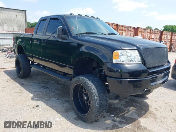 2006 Ford F-150 STX with VIN 1FTRX14W36KB71118, listed as a IAAI auction lot 42075719 with 190,713 mi miles and . Bid and sale history available at DreamBid. Image 1.