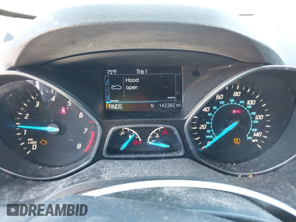2013 Ford Escape SEL with VIN 1FMCU0HX3DUC67212, listed as a IAAI auction lot 42045568 with 142,382 mi miles. Bid and sale history available at carsss.com. Image 7.