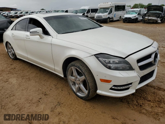 2014 Mercedes-Benz CLS 550 with VIN WDDLJ7DB5EA096052, listed as a Copart auction lot 53085535 with 140,000 mi miles and Salvage title. Bid and sale history available at DreamBid. Image 4.