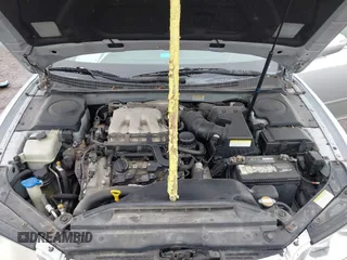 2007 Hyundai Azera SE with VIN KMHFC46FX7A182410, listed as a IAAI auction lot 42150993 with 146,627 mi miles and . Bid and sale history available at DreamBid. Image 10.