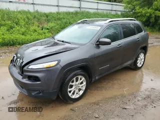 2016 Jeep Cherokee Latitude z VIN 1C4PJMCB0GW163707, wystawiony jako Copart lot #57449945 z przebiegiem 181 382 mil mil oraz Czysty tytuł • Clean title. Historia ofert i sprzedaży dostępna na DreamBid. Obrazek 1.