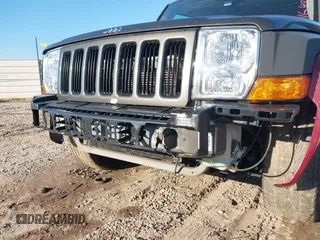 2006 Jeep Commander z VIN 1J8HH48N46C179520, wystawiony jako IAAI lot #41648362 z przebiegiem 355 215 mil mil oraz . Historia ofert i sprzedaży dostępna na DreamBid. Obrazek 6.