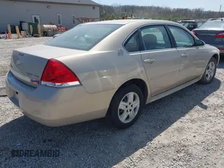 2009 Chevrolet Impala LS with VIN 2G1WB57K991318217, listed as a IAAI auction lot 42048724 with 259,771 mi miles and . Bid and sale history available at DreamBid. Image 4.