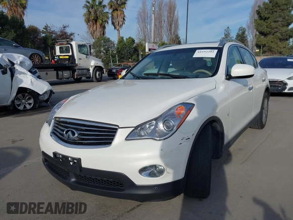 2014 Infiniti QX50 Journey with VIN JN1BJ0HPXEM210387, listed as a IAAI auction lot 41692201 with 27,549 mi miles. Bid and sale history available at carsss.com. Image 2.
