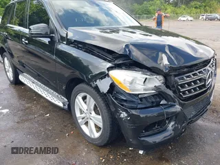 2015 Mercedes-Benz M 350 z VIN 4JGDA5JB4FA568908, wystawiony jako IAAI lot #42293069 z przebiegiem 96 266 mil mil oraz . Historia ofert i sprzedaży dostępna na DreamBid. Obrazek 6.