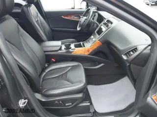 2019 Lincoln Nautilus Select with VIN 2LMPJ8K91KBL61745, listed as a IAAI auction lot 42020381 with 20,080 mi miles. Bid and sale history available at carsss.com. Image 5.