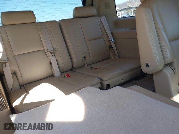 2011 GMC Yukon Denali with VIN 1GKS2EEF8BR237643, listed as a IAAI auction lot 41811822 with 134,309 mi miles. Bid and sale history available at carsss.com. Image 8.