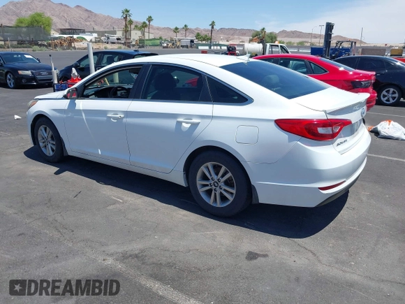 2016 Hyundai Sonata SE z VIN 5NPE24AF1GH412788, wystawiony jako IAAI lot #42391777 z przebiegiem 129 363 mil mil oraz . Historia ofert i sprzedaży dostępna na DreamBid. Obrazek 3.