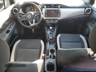2021 Nissan Versa SV z VIN 3N1CN8EV4ML830851, wystawiony jako Copart lot #88964465 z przebiegiem 71 874 mil mil oraz Szkoda całkowita • Salvage title. Historia ofert i sprzedaży dostępna na DreamBid. Obrazek 8.