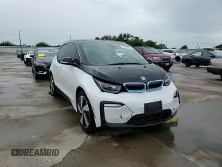 2020 BMW i3 z VIN WBY8P4C06L7G85006, wystawiony jako Copart lot #62149924 z przebiegiem Nie podano mil oraz Szkoda całkowita • Salvage title. Historia ofert i sprzedaży dostępna na DreamBid. Obrazek 10.