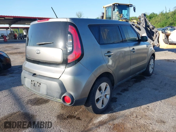 2014 Kia Soul with VIN KNDJN2A22E7059180, listed as a IAAI auction lot 41984560 with 157,057 mi miles. Bid and sale history available at carsss.com. Image 4.