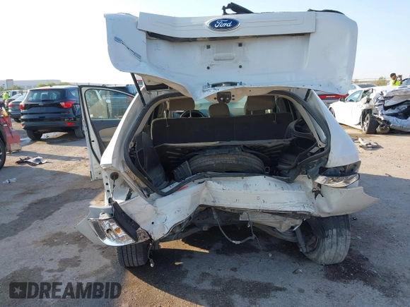 2013 Ford Edge SE z VIN 2FMDK3GC5DBB94828, wystawiony jako IAAI lot #40505529 z przebiegiem 205 070 mil mil oraz . Historia ofert i sprzedaży dostępna na DreamBid. Obrazek 6.