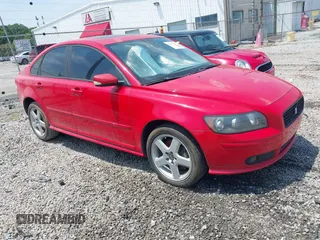 2005 Volvo S40 с VIN YV1MH682652075181, выставлен на аукционе IAAI как лот 42410309 с пробегом Не указан миль и . История ставок и продаж доступна на DreamBid. Изображение 1.