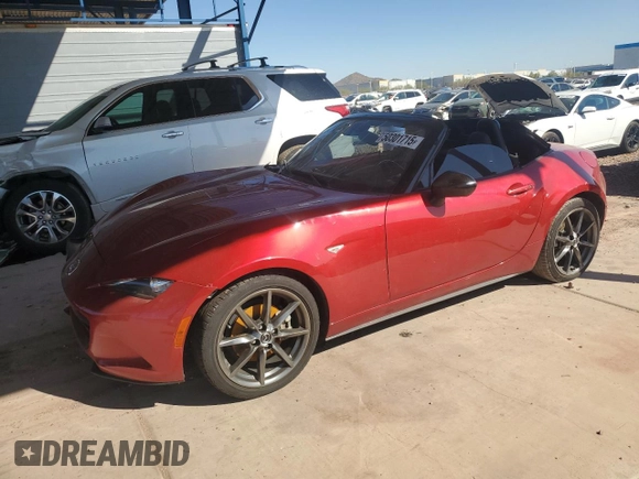 2017 Mazda MX-5 Miata Grand Touring z VIN JM1NDAD75H0123585, wystawiony jako Copart lot #50301715 z przebiegiem Nie podano mil oraz Szkoda całkowita • Salvage title. Historia ofert i sprzedaży dostępna na DreamBid. Obrazek 1.