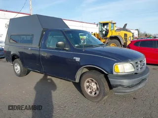 2002 Ford F-150 XL z VIN 1FTPF17LX2NB05475, wystawiony jako IAAI lot #41389549 z przebiegiem Nie podano mil oraz . Historia ofert i sprzedaży dostępna na DreamBid. Obrazek 1.