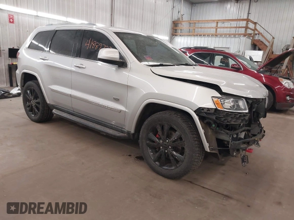 2011 Jeep Grand Cherokee Laredo with VIN 1J4RR4GGXBC684171, listed as a IAAI auction lot 41889727 with 141,202 mi miles and . Bid and sale history available at DreamBid. Image 1.