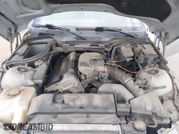 1996 BMW 3 Series Z3 1.9 z VIN 4USCH7323TLB72065, wystawiony jako IAAI lot #42638244 z przebiegiem 188 528 mil mil oraz . Historia ofert i sprzedaży dostępna na DreamBid. Obrazek 10.