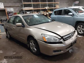 2007 Honda Accord EX с VIN 1HGCM56757A049574, выставлен на аукционе IAAI как лот 41391235 с пробегом 75 791 миль миль и . История ставок и продаж доступна на DreamBid. Изображение 1.