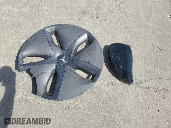 2020 Tesla Model 3 Long Range with VIN 5YJ3E1EB4LF599909, listed as a Copart auction lot 52435425 with 118,574 mi miles and Salvage Title. Bid and sale history available at DreamBid. Image 12.