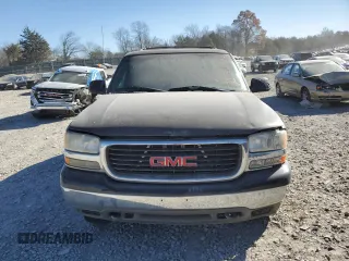 2000 GMC Yukon SLE with VIN 1GKEK13T3YJ107596, listed as a Copart auction lot 83326244 with 293,602 mi miles and Salvage Title. Bid and sale history available at carsss.com. Image 5.