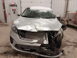 2020 Kia Sorento LX with VIN 5XYPG4A31LG623295, listed as a IAAI auction lot 41307405 with 48,063 mi miles. Bid and sale history available at carsss.com. Image 12.