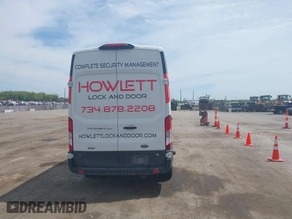 2019 Ford Transit with VIN 1FTYR2XG0KKA22854, listed as a IAAI auction lot 42245141 with 157,886 mi miles and . Bid and sale history available at DreamBid. Image 16.