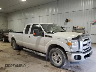 2015 Ford F-250 XLT z VIN 1FT7X2A63FEA10493, wystawiony jako Copart lot #85132974 z przebiegiem 151 845 mil mil oraz Szkoda całkowita • Salvage title. Historia ofert i sprzedaży dostępna na DreamBid. Obrazek 4.