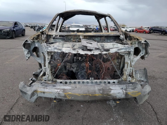 2022 Chevrolet Silverado 1500 RST with VIN 3GCUDEET5NG588423, listed as a Copart auction lot 76756344 with Not Provided miles and Non Repairable. Bid and sale history available at DreamBid. Image 5.