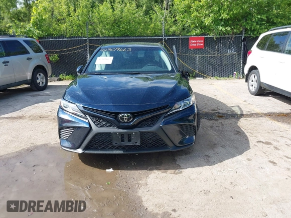 2018 Toyota Camry LE with VIN 4T1B11HK2JU579550, listed as a IAAI auction lot 42309663 with 40,868 mi miles and . Bid and sale history available at DreamBid. Image 12.
