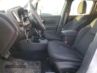 2023 Jeep Renegade Latitude with VIN ZACNJDB11PPP23194, listed as a Copart auction lot 45451995 with 7,123 mi miles and Salvage Title. Bid and sale history available at carsss.com. Image 7.