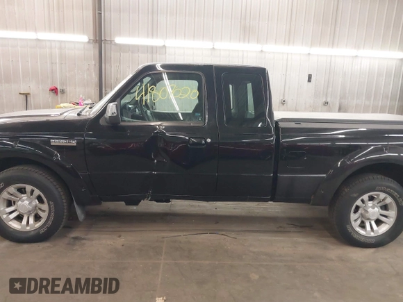 2010 Ford Ranger XLT with VIN 1FTLR4FE1APA33482, listed as a IAAI auction lot 41807020 with 59,873 mi miles. Bid and sale history available at carsss.com. Image 15.