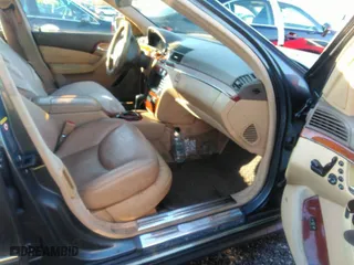 2006 Mercedes-Benz S-Class with VIN WDBNG70J66A462373, listed as a IAAI auction lot 38302309 with 1 mi miles. Bid and sale history available at carsss.com. Image 5.