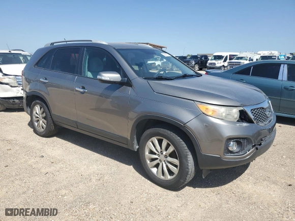 2011 Kia Sorento LX with VIN 5XYKT4A27BG148019, listed as a Copart auction lot 53659225 with 173,887 mi miles and Salvage Title. Bid and sale history available at carsss.com. Image 4.