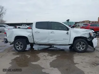 2019 Chevrolet Colorado 4WD Z71 with VIN 1GCGTDEN3K1317883, listed as a IAAI auction lot 41439010 with 34,306 mi miles. Bid and sale history available at carsss.com. Image 14.