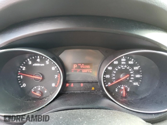 2017 Kia Sedona L with VIN KNDMA5C12H6291724, listed as a Copart auction lot 43546065 with 68,271 mi miles and Salvage Title. Bid and sale history available at carsss.com. Image 9.