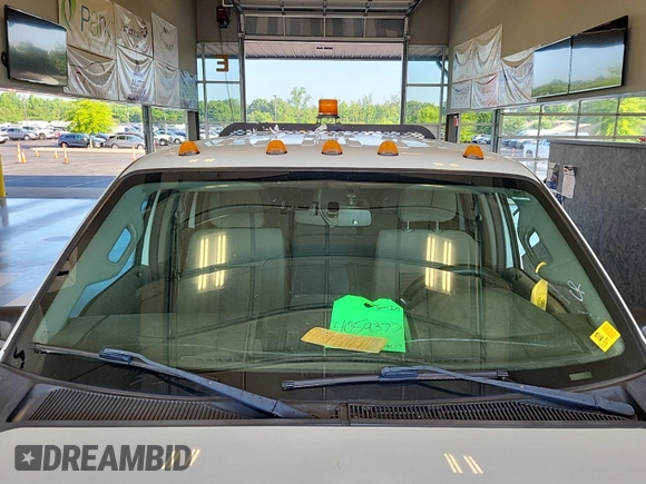 2015 Ford F-250 Lariat with VIN 1FT7W2B61FEC73177, listed as a IAAI auction lot 42726881 with 232,597 mi miles and . Bid and sale history available at DreamBid. Image 33.