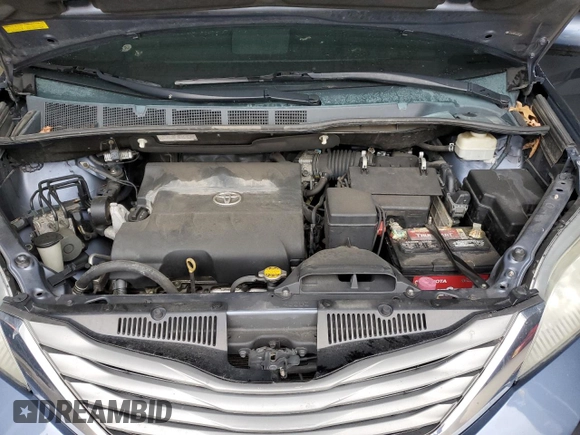 2013 Toyota Sienna XLE AAS with VIN 5TDYK3DC8DS391968, listed as a Copart auction lot 52966845 with 222,268 mi miles and Clean Title. Bid and sale history available at DreamBid. Image 12.