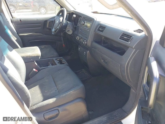 2012 Honda Ridgeline Sport with VIN 5FPYK1F77CB454024, listed as a IAAI auction lot 40587631 with 118,200 mi miles. Bid and sale history available at carsss.com. Image 5.