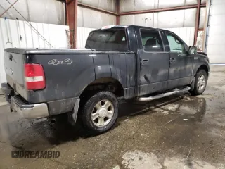 2004 Ford F-150 XLT with VIN 1FTRW14W84KB98511, listed as a Copart auction lot 42092095 with 200,618 mi miles and Salvage Title. Bid and sale history available at carsss.com. Image 3.