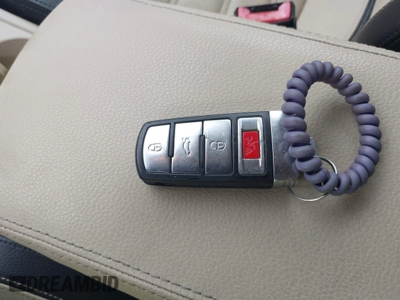 2011 Volkswagen CC Sport с VIN WVWMN7AN2BE711744, выставлен на аукционе IAAI как лот 42416773 с пробегом 142 029 миль миль и . История ставок и продаж доступна на DreamBid. Изображение 11.