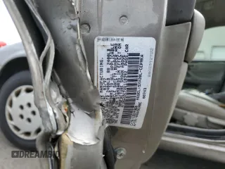 1997 Toyota Camry LE z VIN 4T1BG22K7VU110392, wystawiony jako Copart lot #51443345 z przebiegiem Nie podano mil oraz Szkoda całkowita • Salvage title. Historia ofert i sprzedaży dostępna na DreamBid. Obrazek 12.