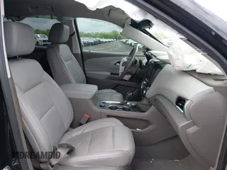 2020 Chevrolet Traverse LT z VIN 1GNERHKW1LJ125834, wystawiony jako IAAI lot #42245948 z przebiegiem Nie podano mil oraz . Historia ofert i sprzedaży dostępna na DreamBid. Obrazek 5.