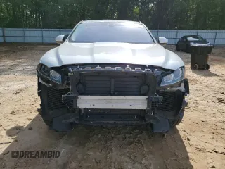 2017 Jaguar F-Pace 35t Premium with VIN SADCJ2BV4HA066611, listed as a Copart auction lot 54249725 with 103,873 mi miles and Salvage title. Bid and sale history available at DreamBid. Image 5.