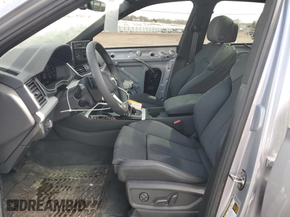 2024 Audi Q5 S line Premium Plus with VIN WA1E2AFY2R2130229, listed as a Copart auction lot 49924335 with 2,856 mi miles and Salvage title. Bid and sale history available at DreamBid. Image 7.