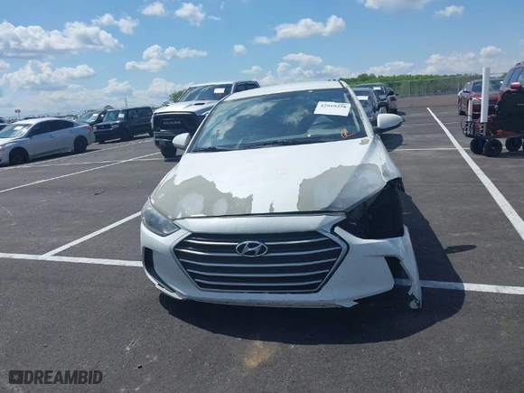 2017 Hyundai Elantra SE with VIN 5NPD74LF4HH209213, listed as a IAAI auction lot 42019358 with 175,095 mi miles. Bid and sale history available at carsss.com. Image 12.