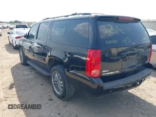 2007 GMC Yukon XL SLT with VIN 1GKFC16037R399642, listed as a IAAI auction lot 41913120 with 1 mi miles. Bid and sale history available at carsss.com. Image 3.