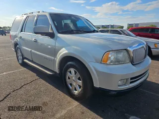 2005 Lincoln Navigator Luxury with VIN 5LMFU27505LJ03963, listed as a Copart auction lot 74637264 with 0 mi miles and Clean Title. Bid and sale history available at carsss.com. Image 1.