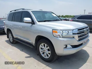 2016 Toyota Land Cruiser z VIN JTMCY7AJ3G4036869, wystawiony jako IAAI lot #42285879 z przebiegiem 163 236 mil mil oraz . Historia ofert i sprzedaży dostępna na DreamBid. Obrazek 1.