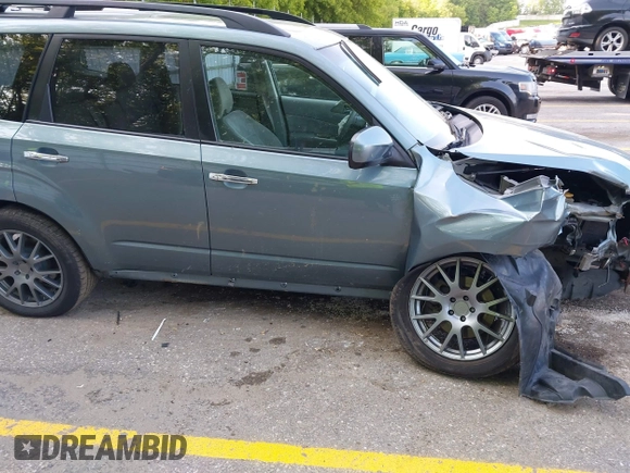 2010 Subaru Forester X Premium с VIN JF2SH6CC3AG759729, выставлен на аукционе IAAI как лот 42384835 с пробегом 226 954 миль миль и . История ставок и продаж доступна на DreamBid. Изображение 6.