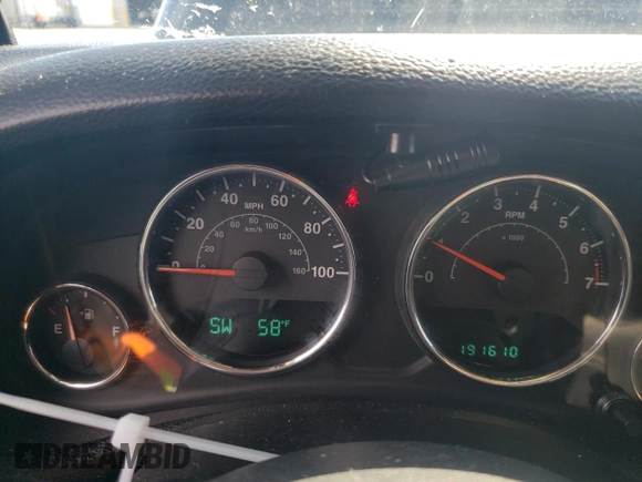 2013 Jeep Wrangler Unlimited Freedom z VIN 1C4BJWDGXDL702914, wystawiony jako Copart lot #49461175 z przebiegiem 191 610 mil mil oraz Czysty tytuł • Clean title. Historia ofert i sprzedaży dostępna na DreamBid. Obrazek 9.